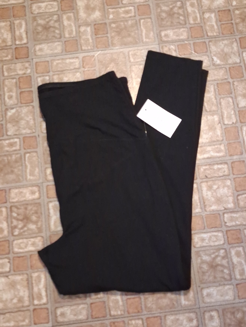 Ingrid & Isabel Black Maternity Leggings